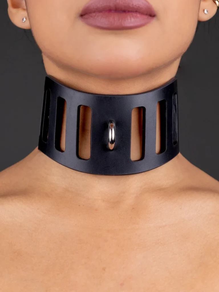 Wide Cutout Bondage Collar by Ludosati Wide black leather bondage collar with vertical cutouts and central ring